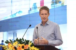 Sếp LEGO ‘bật mí’ vì sao chọn Việt Nam xây nhà máy tỉ USD